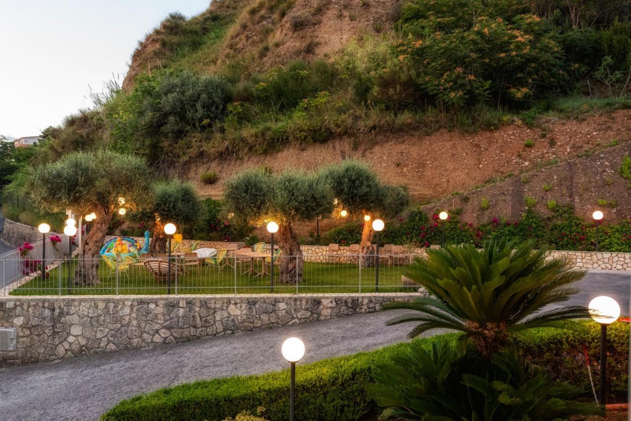 La Risacca Relais Bed & Breakfast Belvedere Marittimo Exterior photo